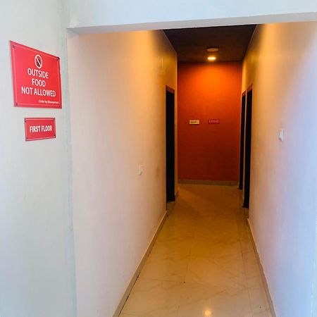 Hotel Aditya Palace 古瓦哈提 外观 照片