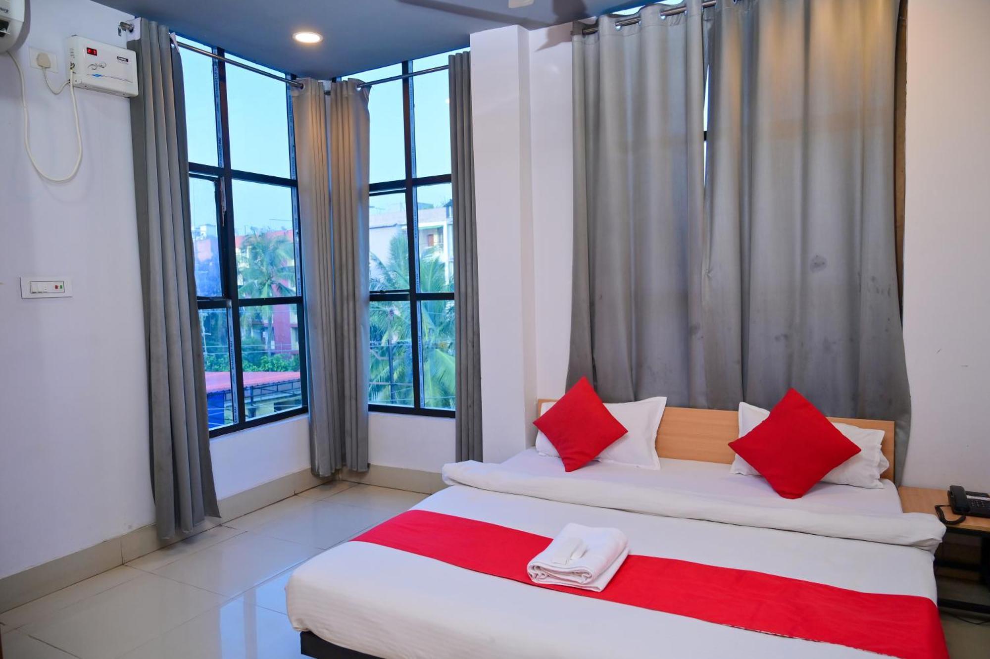 Hotel Aditya Palace 古瓦哈提 外观 照片