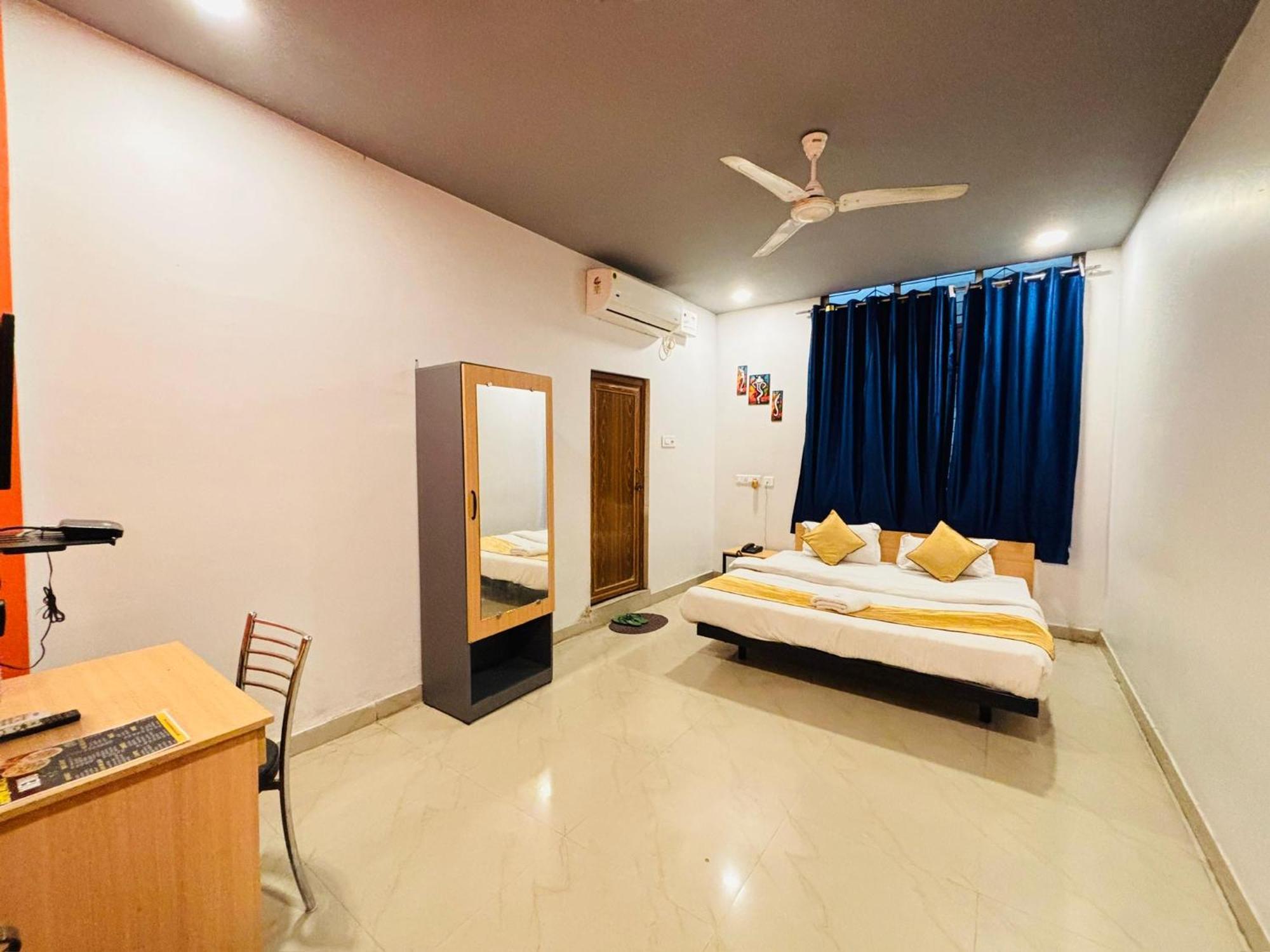 Hotel Aditya Palace 古瓦哈提 外观 照片